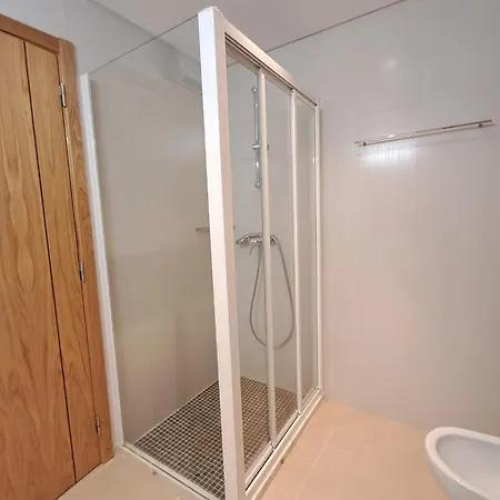 T2 Charme Ac-piscina E Garagem *