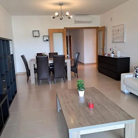 T2 Charme Ac-piscina E Garagem