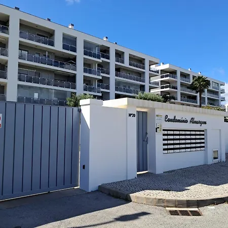 Appartement T2 Charme Ac-piscina E Garagem Quarteira