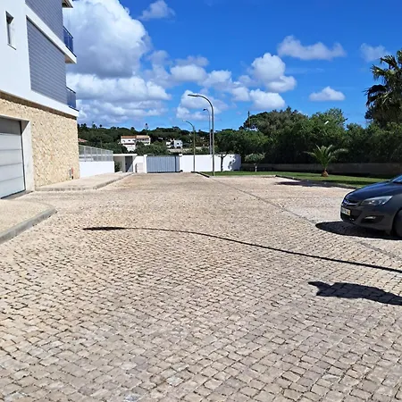 Appartement T2 Charme Ac-piscina E Garagem Quarteira