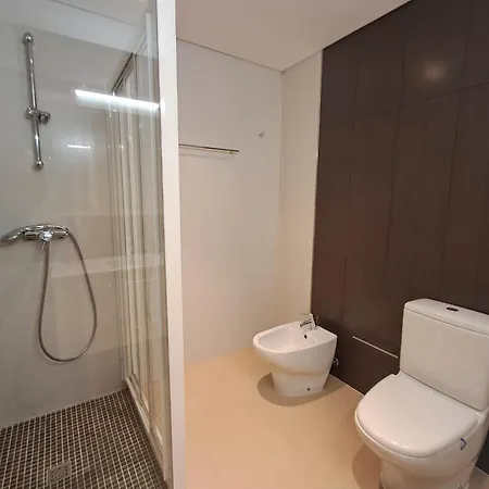 T2 Charme Ac-piscina E Garagem Quarteira